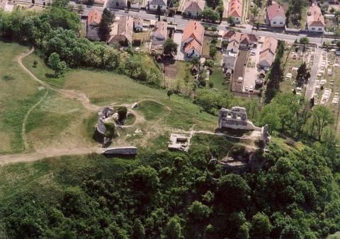 legifenykep Légifénykép Döbröntéről és a várromról